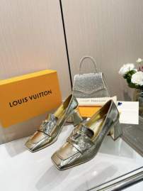 Picture of Louis Vuitton Shoes _SKULVsz35-41513604.5cmmnf0386